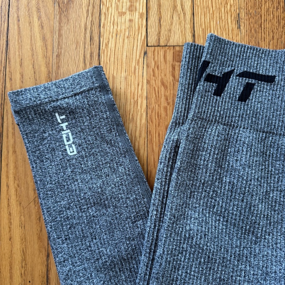 ECHT APPAREL - Ribbed Leggins Size M - Picture 2 of 4